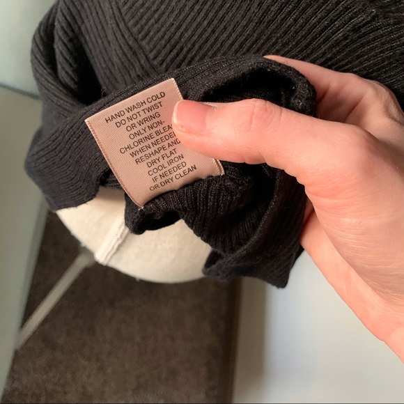 *FREE WITH PURCHASE - Philosophy Black ribbed peplum top - Picture 5 of 5